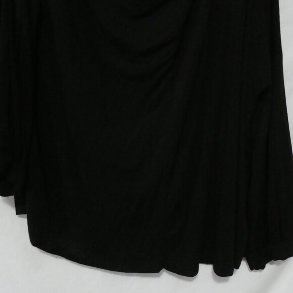 CHICSOUL | 1XL | Chic Black Off-The-Shoulder Long Sleeve Top - Picture 13 of 14